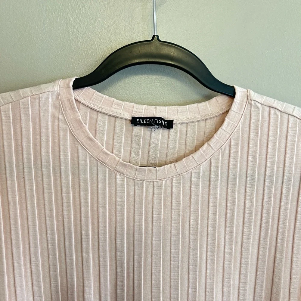 Eileen Fisher large ribbed crew neck top in soft blush pink